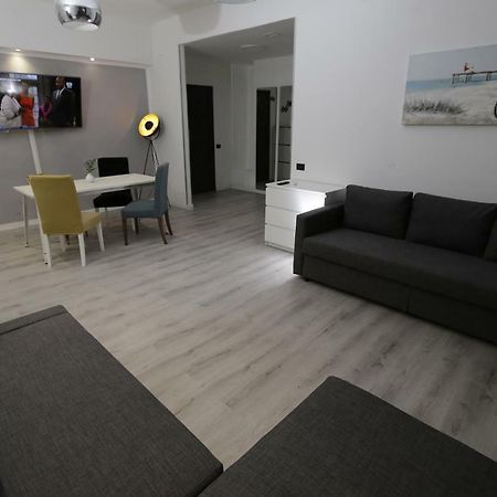 Central Panoramic Suite Rimini Exterior photo